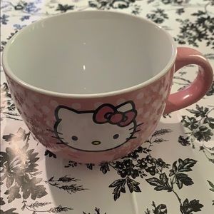 Giant Hello Kitty coffee mug